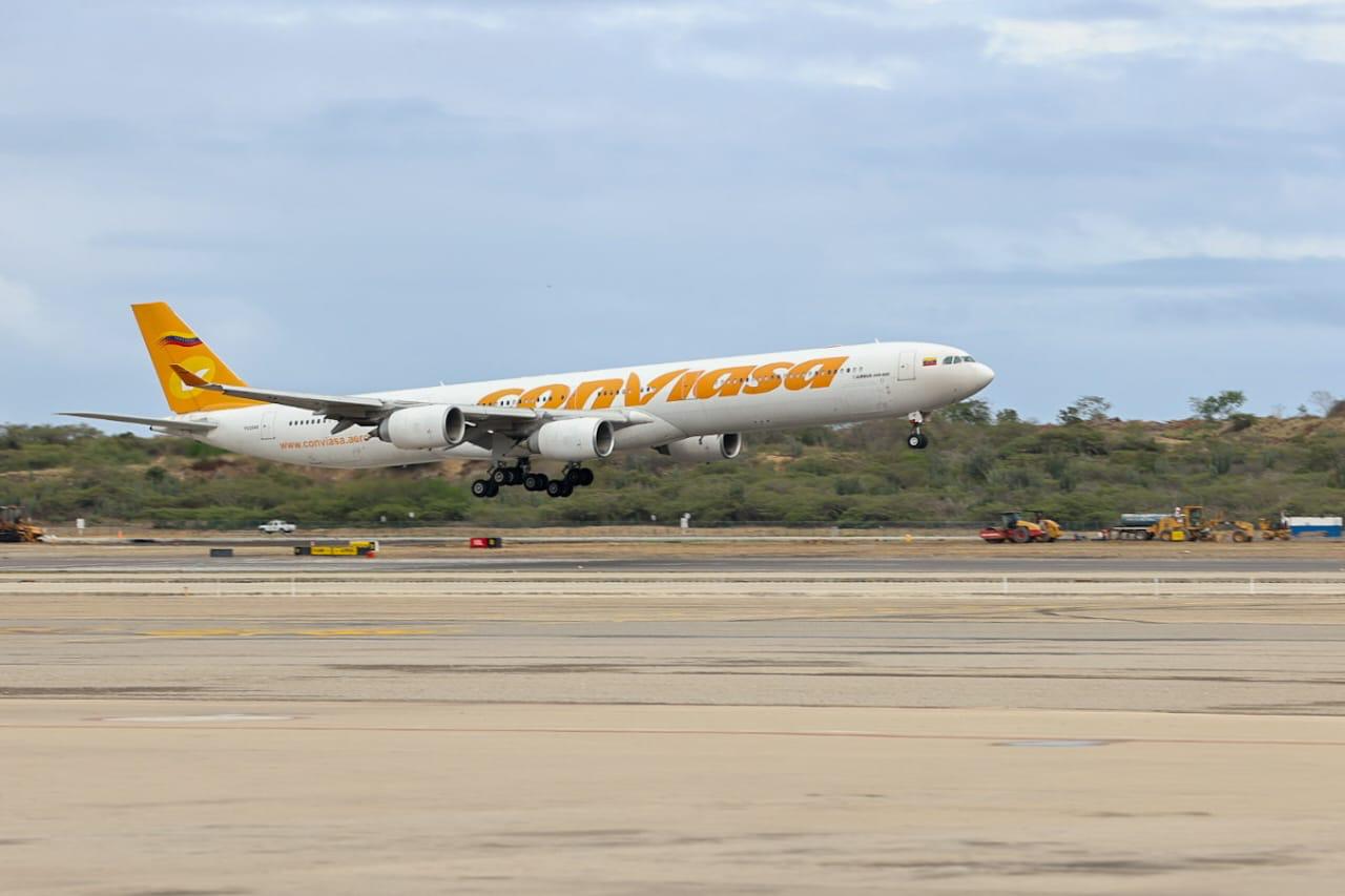 Llegó a Maiquetía un vuelo con 259 migrantes venezolanos repatriados desde México