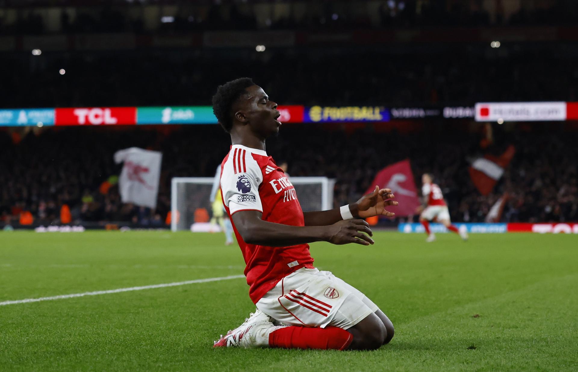 Arsenal se impuso al Brentford y mantiene intacto el sueño de la Premier