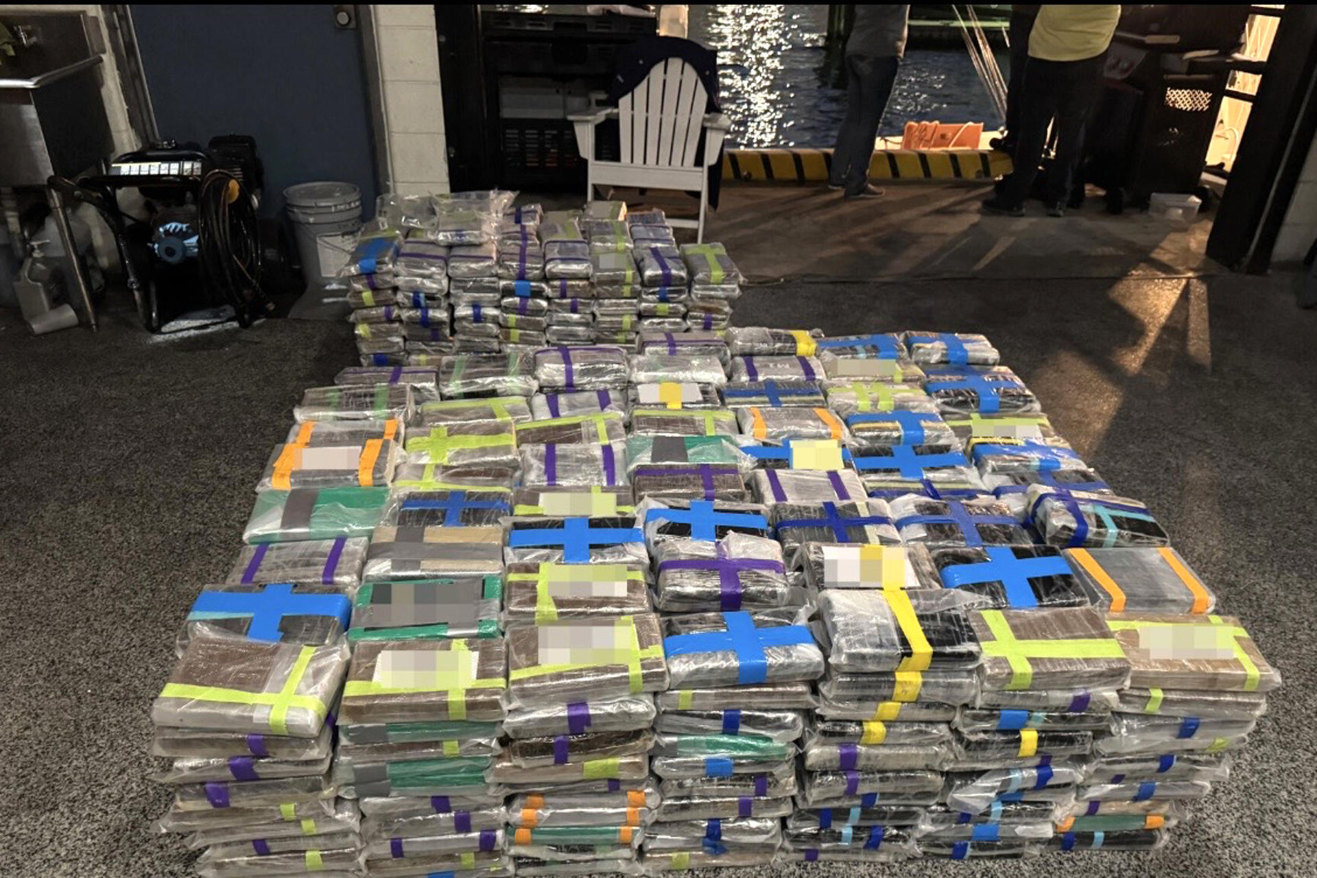 Guardia Costera de EEUU decomisó 1,7 toneladas de cocaína frente a Miami Beach