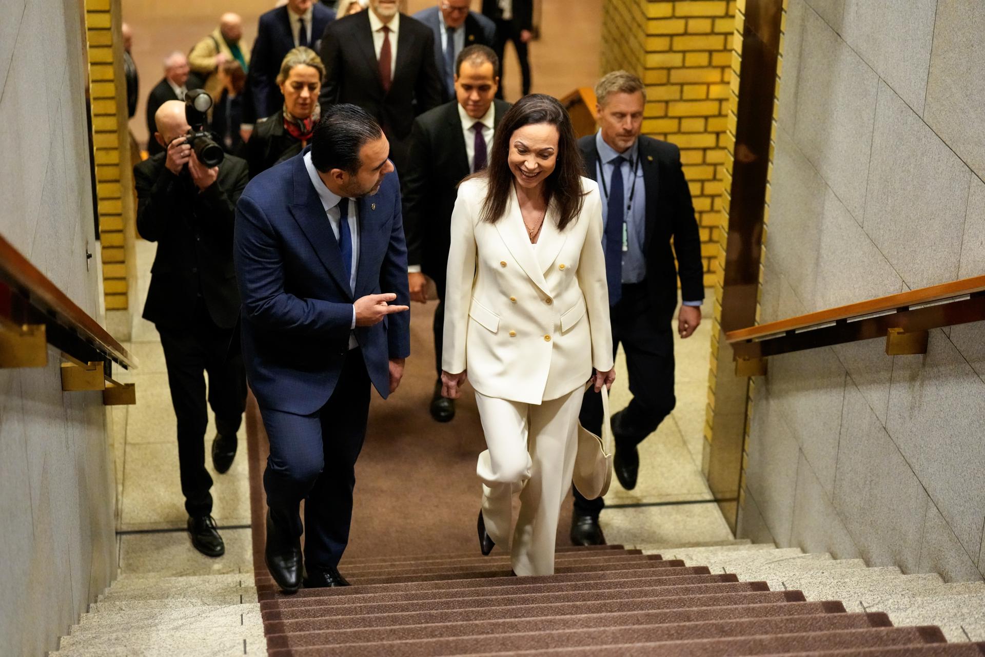 Así fue recibida María Corina Machado en el Parlamento noruego (VIDEO)