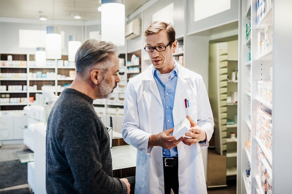 Trump logró acuerdo histórico: 14 grandes farmacéuticas aceptan bajar precios de medicamentos en EEUU