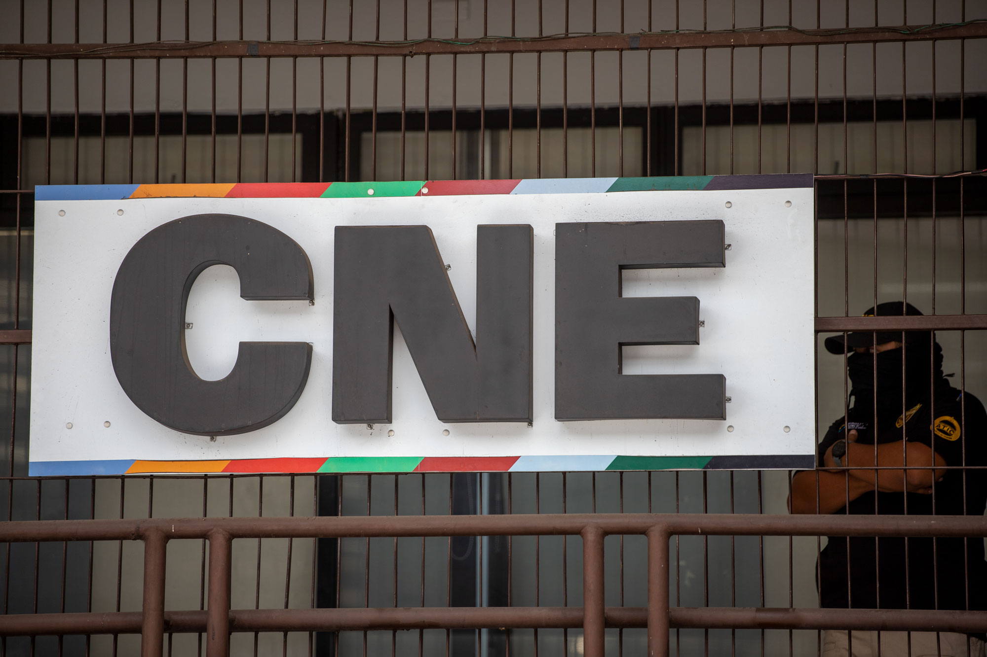 Honduras inició el polémico "escrutinio especial" para oficializar el ganador de las presidenciales