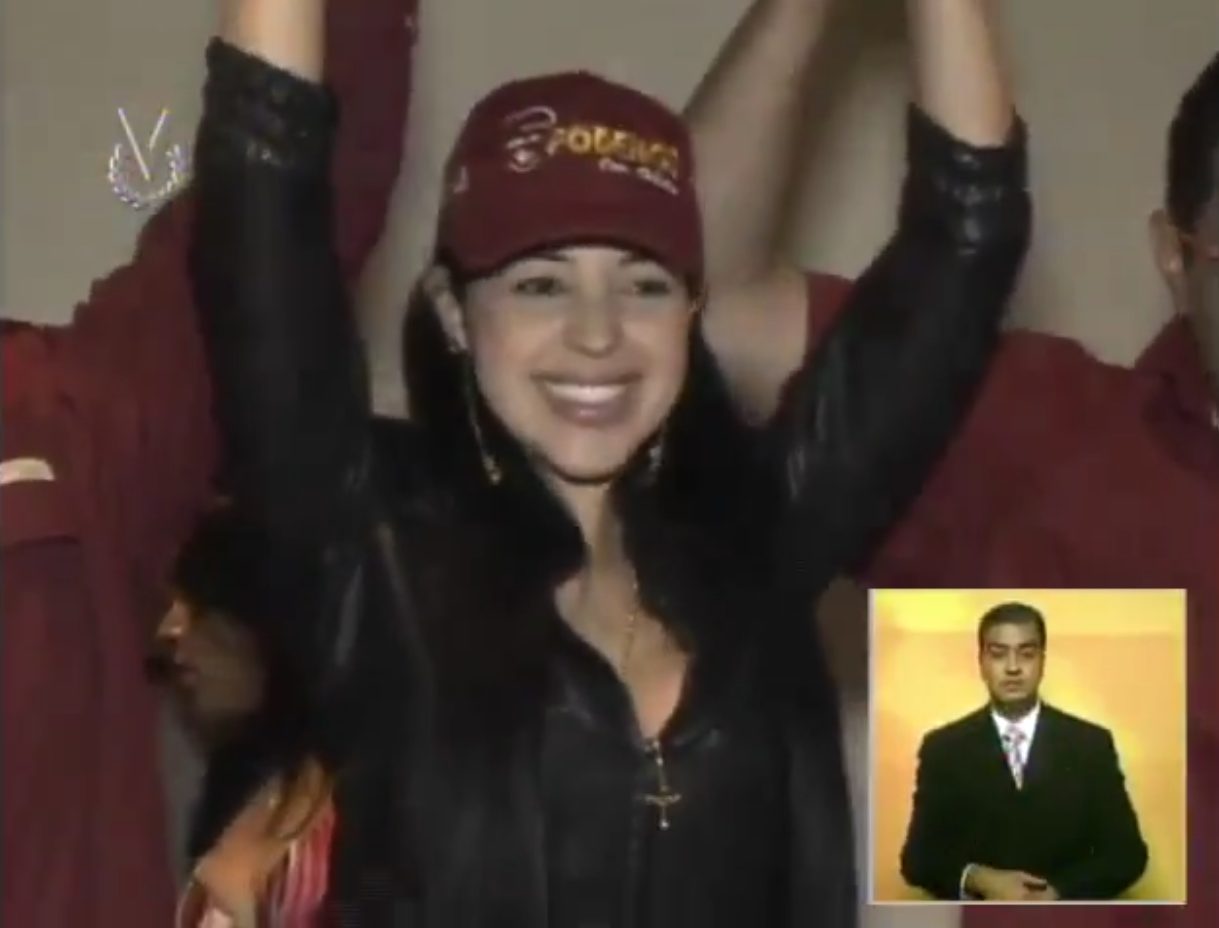 El día que alias "Rosita" salió de prisión y Didalco Bolívar la puso bajo su ala (VIDEO)