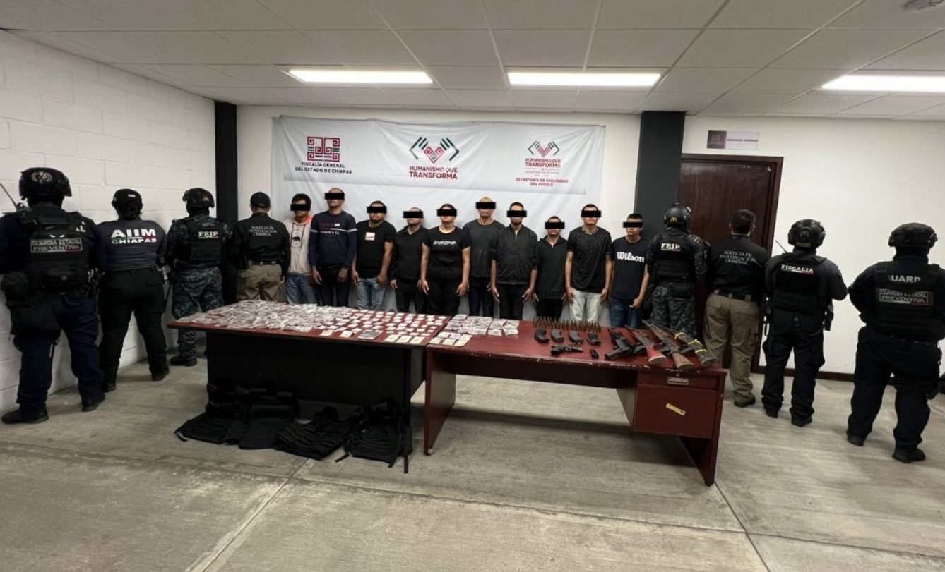 Cayeron 12 miembros del Cartel Jalisco Nueva Generación con armas, vehículos y equipo táctico