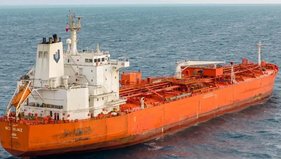 Tanquero sancionado descarga crudo ruso en Cuba porque Pdvsa ya no puede hacerlo