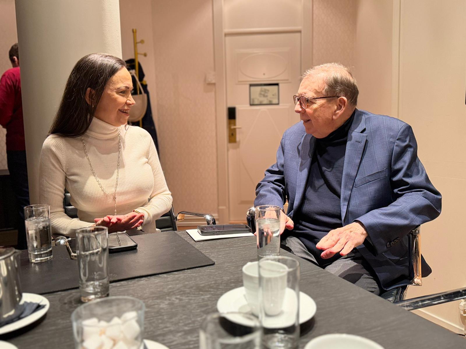 Edmundo González y María Corina Machado sostuvieron su primera reunión presencial en Oslo