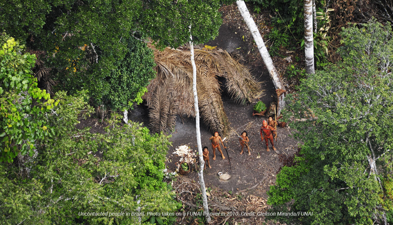 Cómo el crimen organizado amenaza a tribus no contactadas de la Amazonía