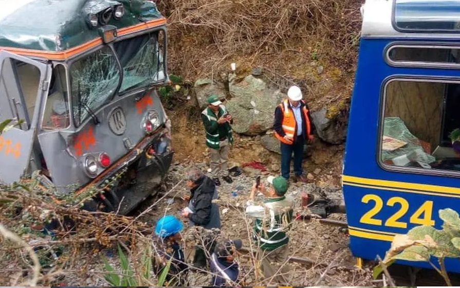 Una persona muere y decenas resultan heridas tras choque de trenes en Machu Picchu