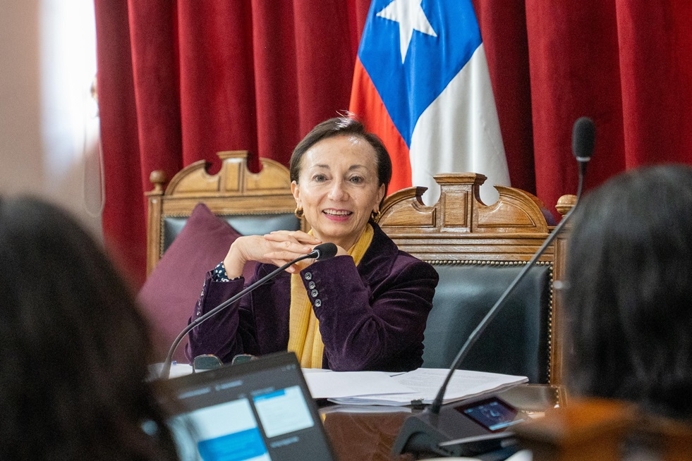 Gloria Chevesich: La mujer que presidirá por primera vez en 200 años la Corte Suprema de Chile