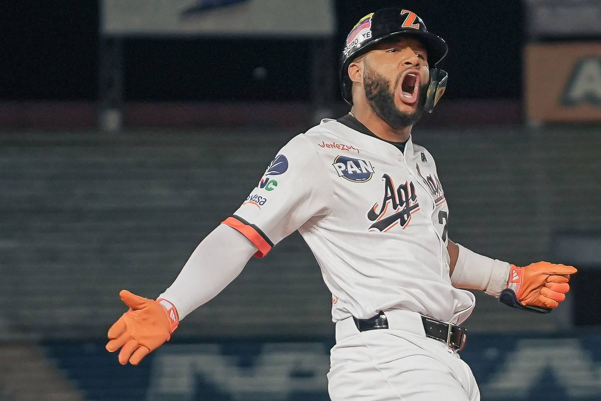 Águilas aseguró el comodín con noche histórica de Jackson Chourio ante Caribes