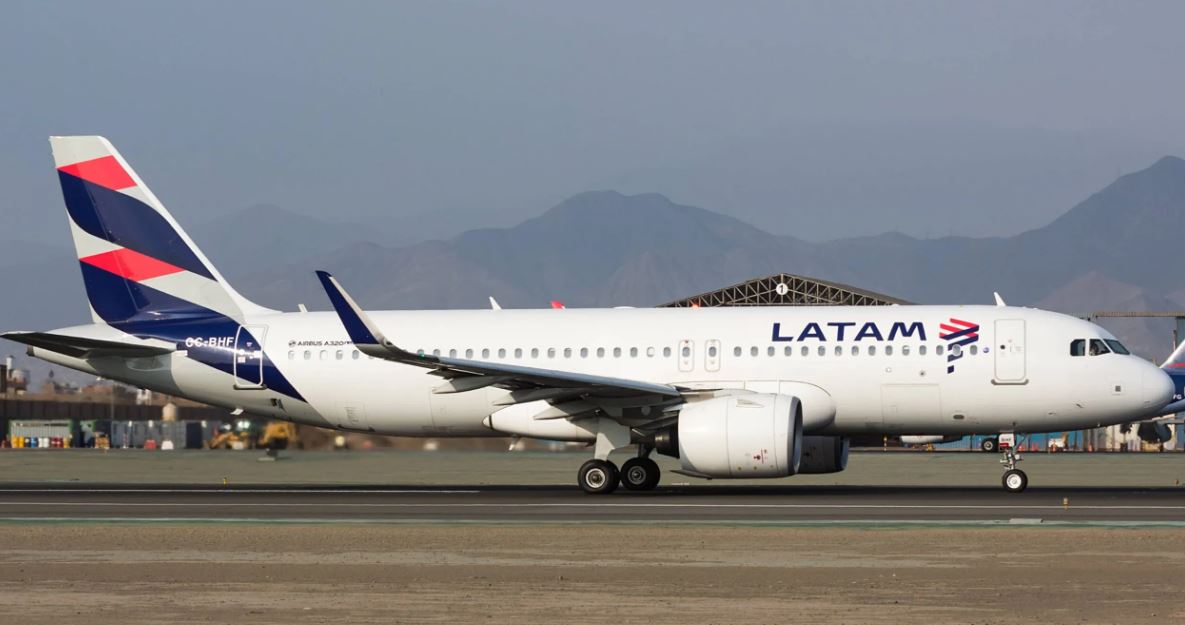 Latam Colombia paralizó "hasta nuevo aviso" sus vuelos a Venezuela tras medida del chavismo