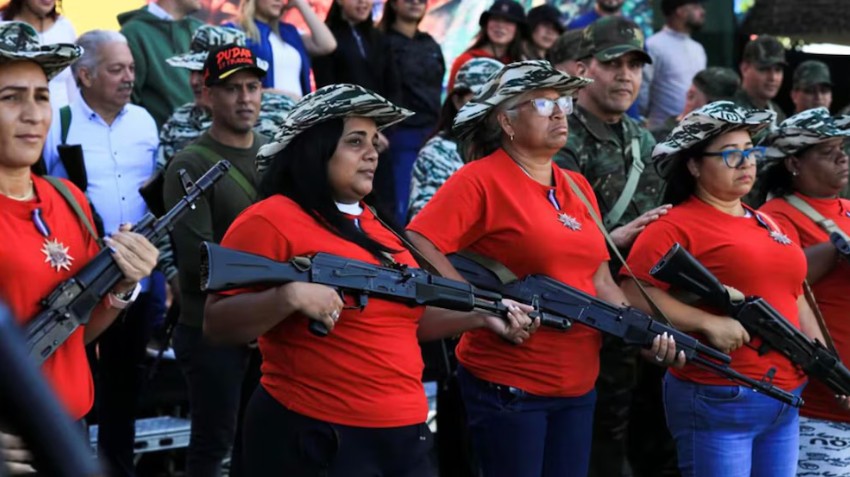 Infobae: “Cada casa, un cuartel”: la estrategia chavista que incluye niños y jóvenes para la defensa de su revolución bolivariana