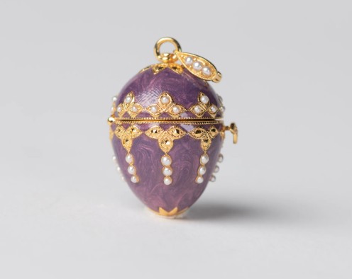 Detienen a un hombre en Nueva Zelanda que se tragó en un robo colgante Fabergé de 18.000 euros