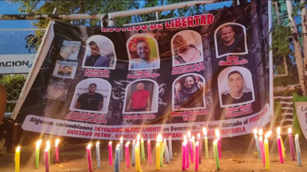 Una vigilia de esperanza: familiares pidieron libertad para colombianos detenidos en Venezuela (Imágenes)