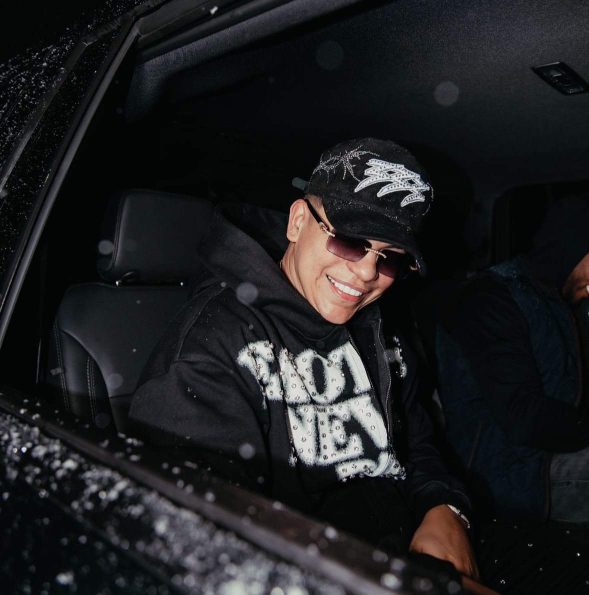 J Álvarez: “El Dueño del Sistema” se prepara para su gira “Luxury” en 2026