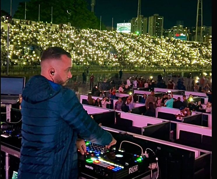 Jan Franco “El Extraterrestre” encendió el Estadio Olímpico de la UCV