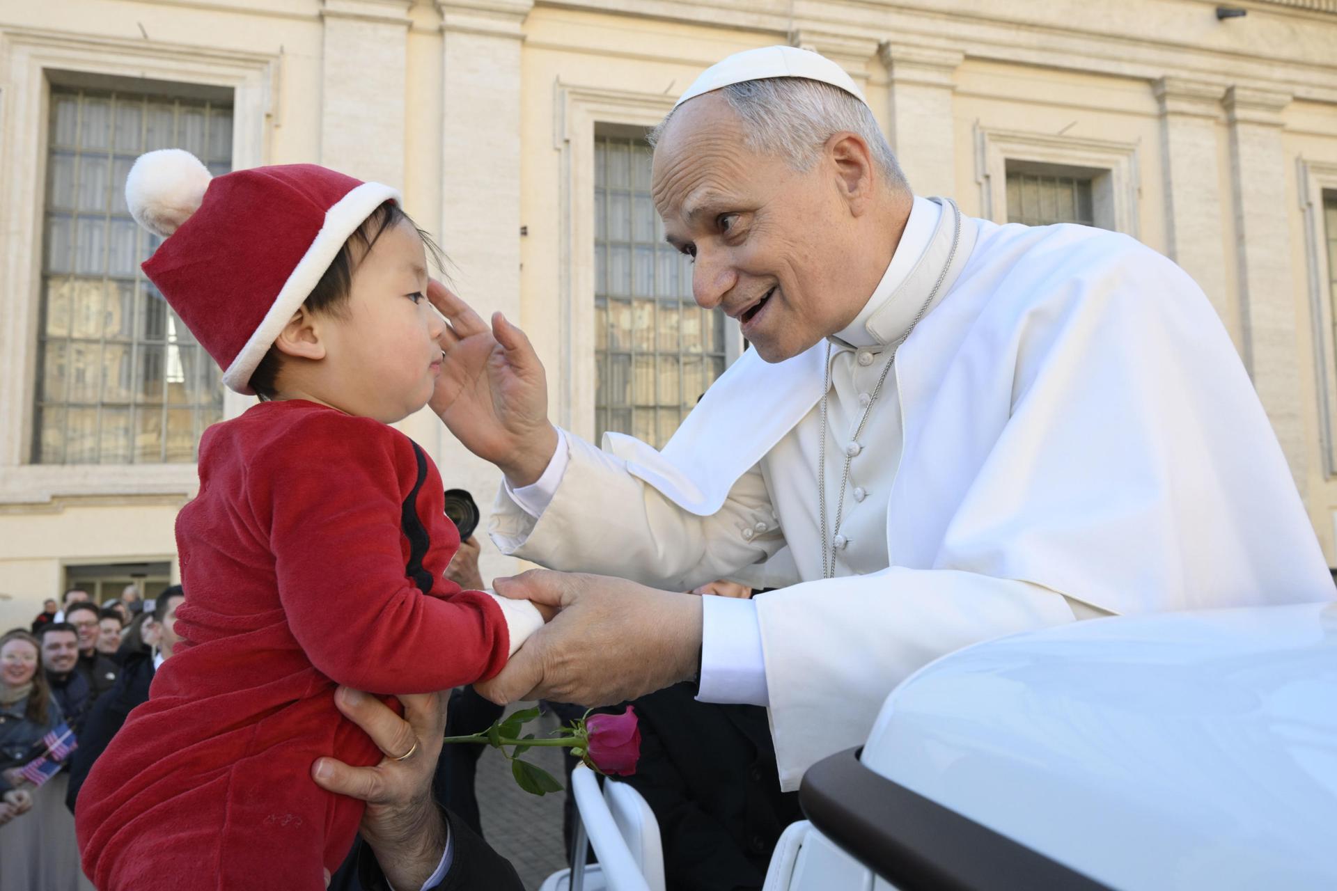 El papa León XIV propuso invitar a personas pobres o solas a la cena de Nochebuena