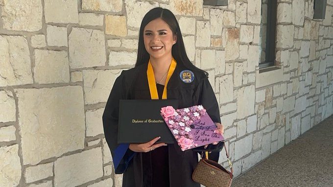 Estudiante universitaria fue deportada de EEUU durante un viaje para visitar a su familia en Texas