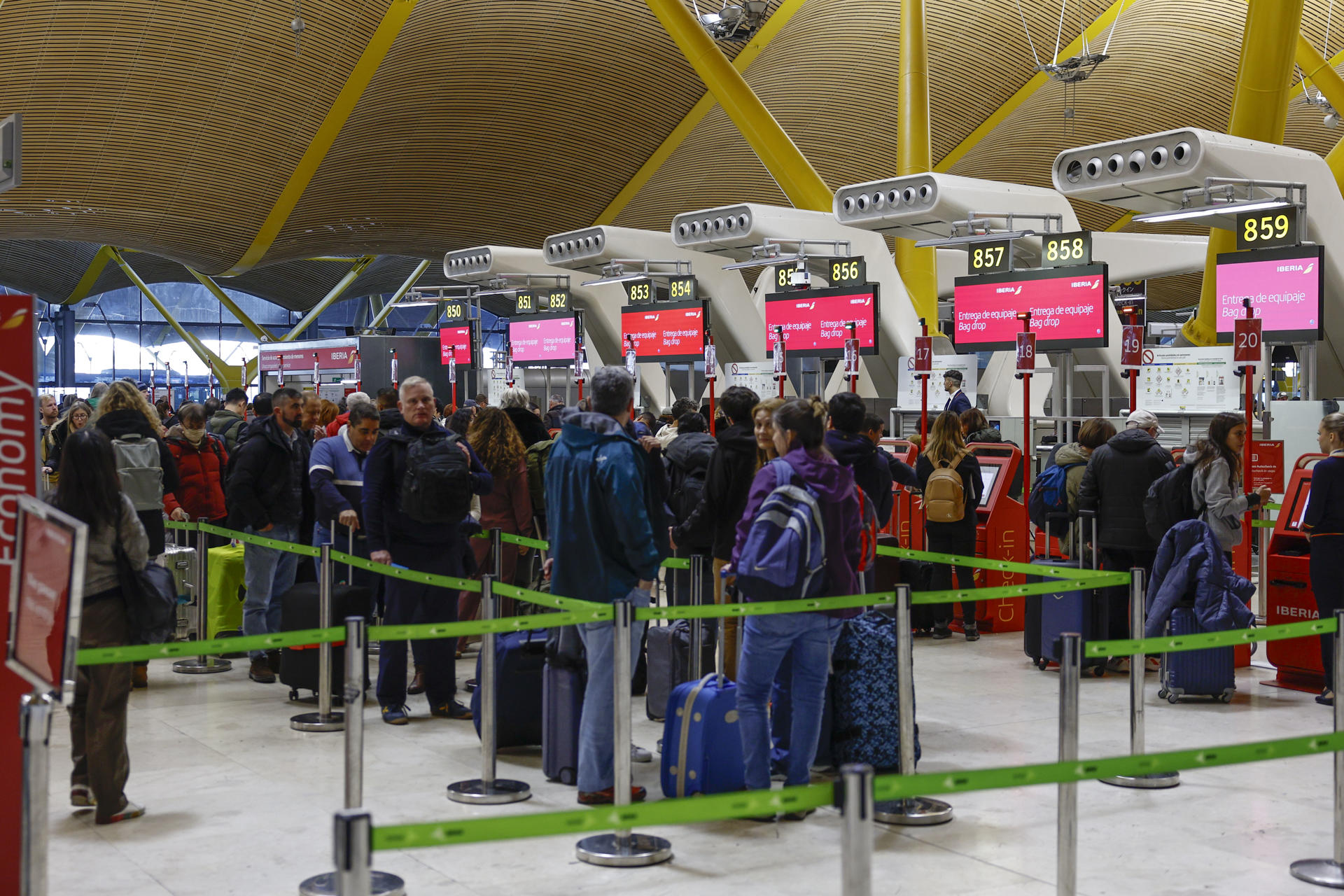 Iberia confirmó que recibió la comunicación de retirada de la licencia en Venezuela