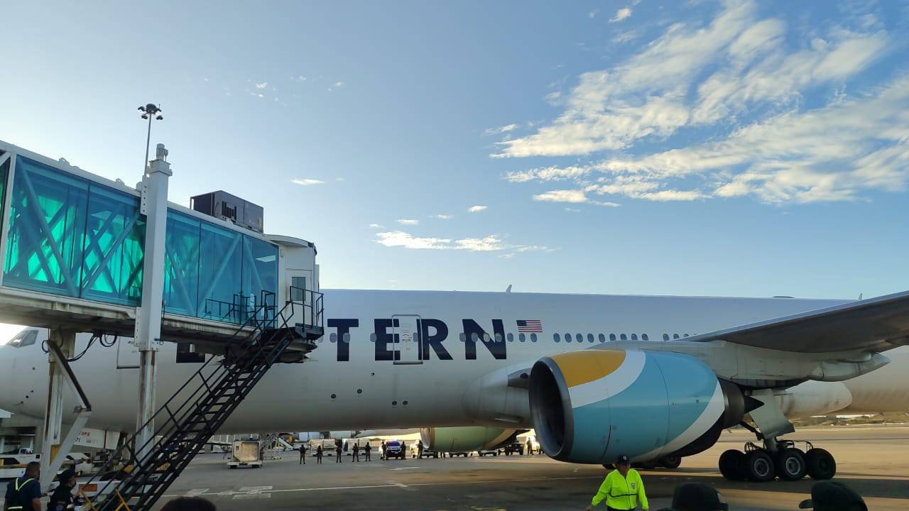 Llegaron a Maiquetía más de 200 deportados de EEUU en medio de tensiones tras cierre aéreo de Trump