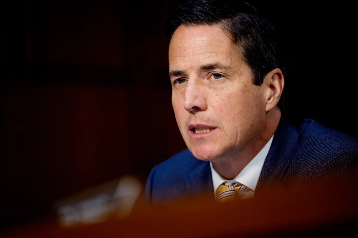 Quién es Bernie Moreno, el senador nacido en Colombia que busca acabar con la doble ciudadanía en EEUU