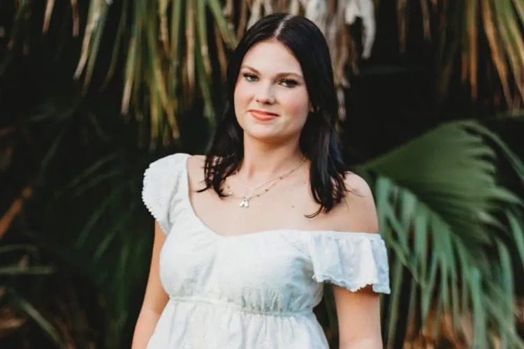 Hermanastro de estudiante de Florida hallada muerta en crucero fue señalado como posible responsable