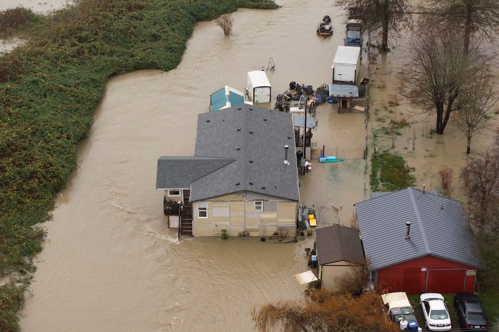 Inundaciones récord en Washington generaron evacuaciones y alerta máxima en algunas comunidades
