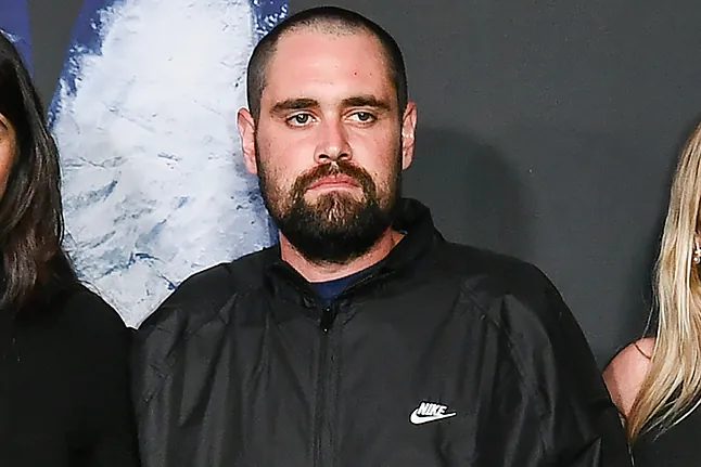 La habitación del hotel donde se alojaba el hijo de Rob Reiner estaba llena de sangre tras los asesinatos