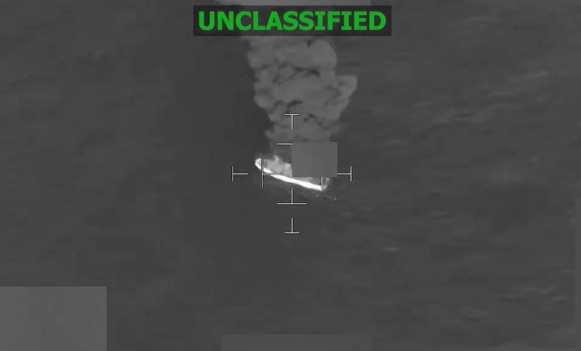 Fuerzas Armadas de EE.UU. destruyen lancha vinculada al narcotráfico en el Pacífico