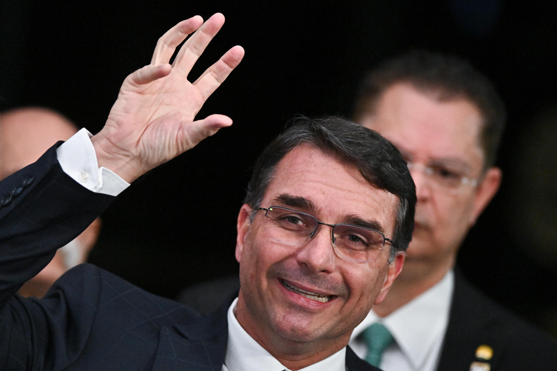 La derecha brasileña apuesta por el hijo de Bolsonaro para las presidenciales de 2026