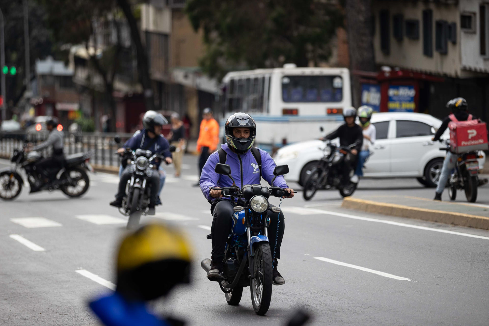 Situación en la infraestructura pública de Venezuela afecta agua, energía y carreteras