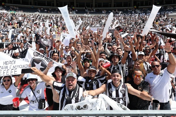 ¿Jugará con Savarino? Botafogo pone la mira en este estelar de la Vinotinto