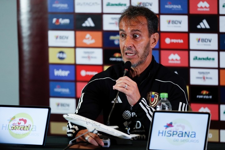 "Bocha" Batista ya estaría en la mira para ser entrenador de esta selección de América