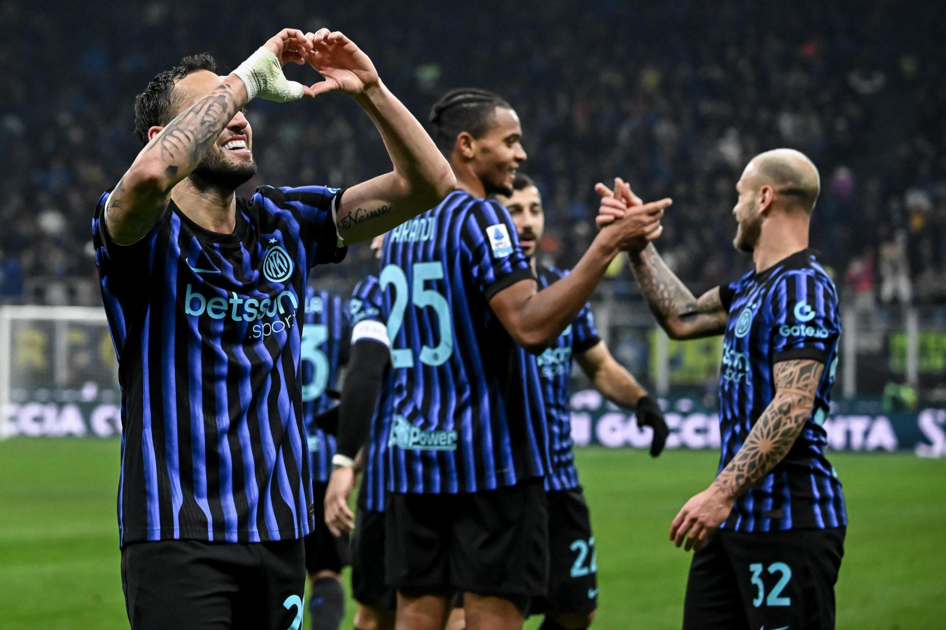 El Inter se dio un "paseito" frente al Como para asaltar la cima de la Serie A