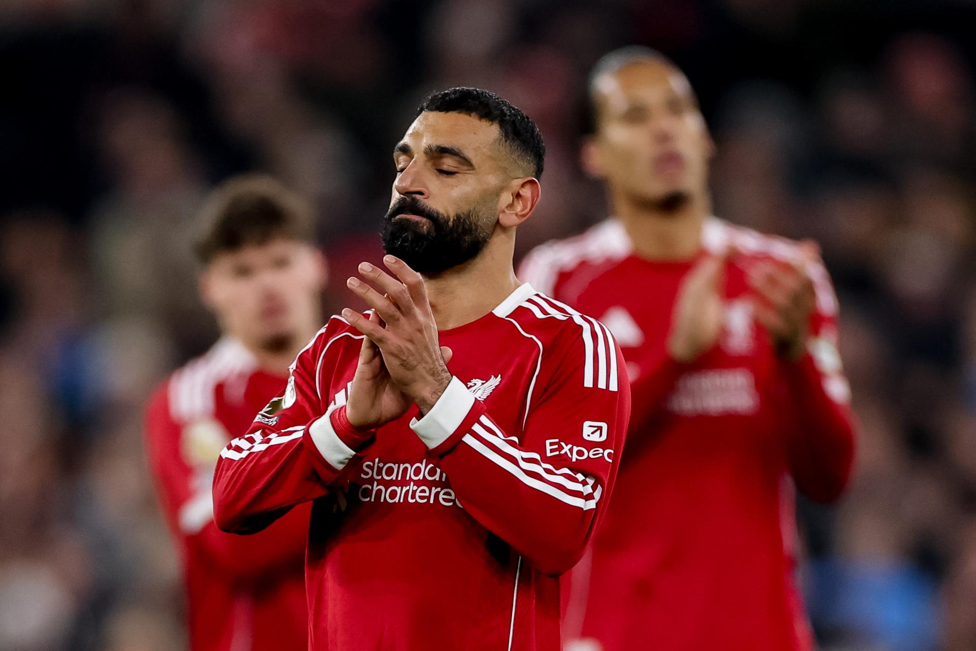 Polémica en Inglaterra: Salah explotó por nueva suplencia y se hartó del Liverpool