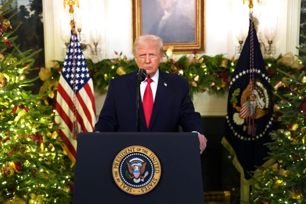 Trump crea dos nuevos días festivos federales en torno a la Navidad