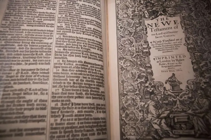 La “Biblia Malvada” de 1631: la increíble historia del libro que desató un escándalo religioso