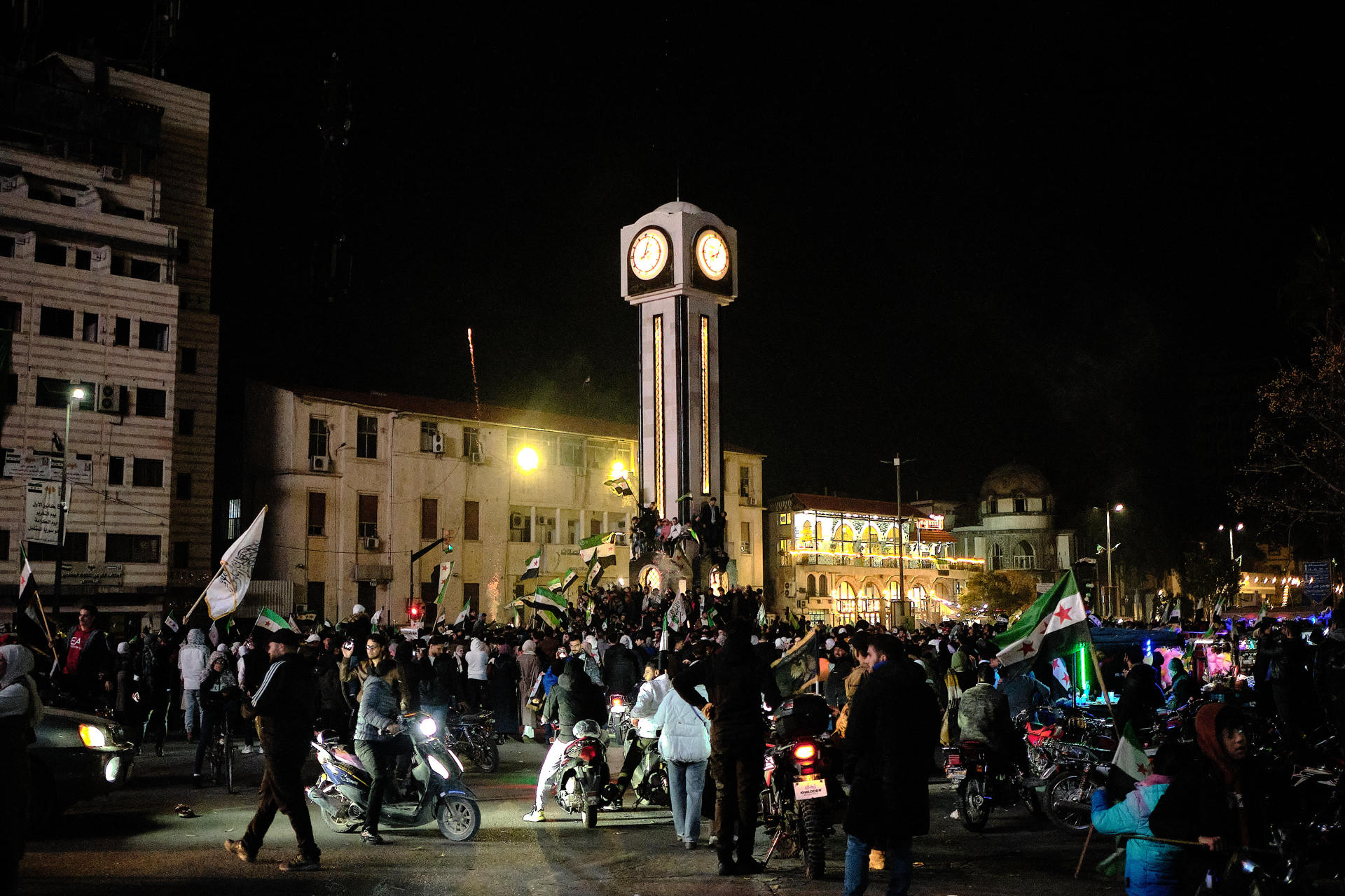 Tres millones de sirios han regresado a sus hogares desde la caída de Al Asad hace un año