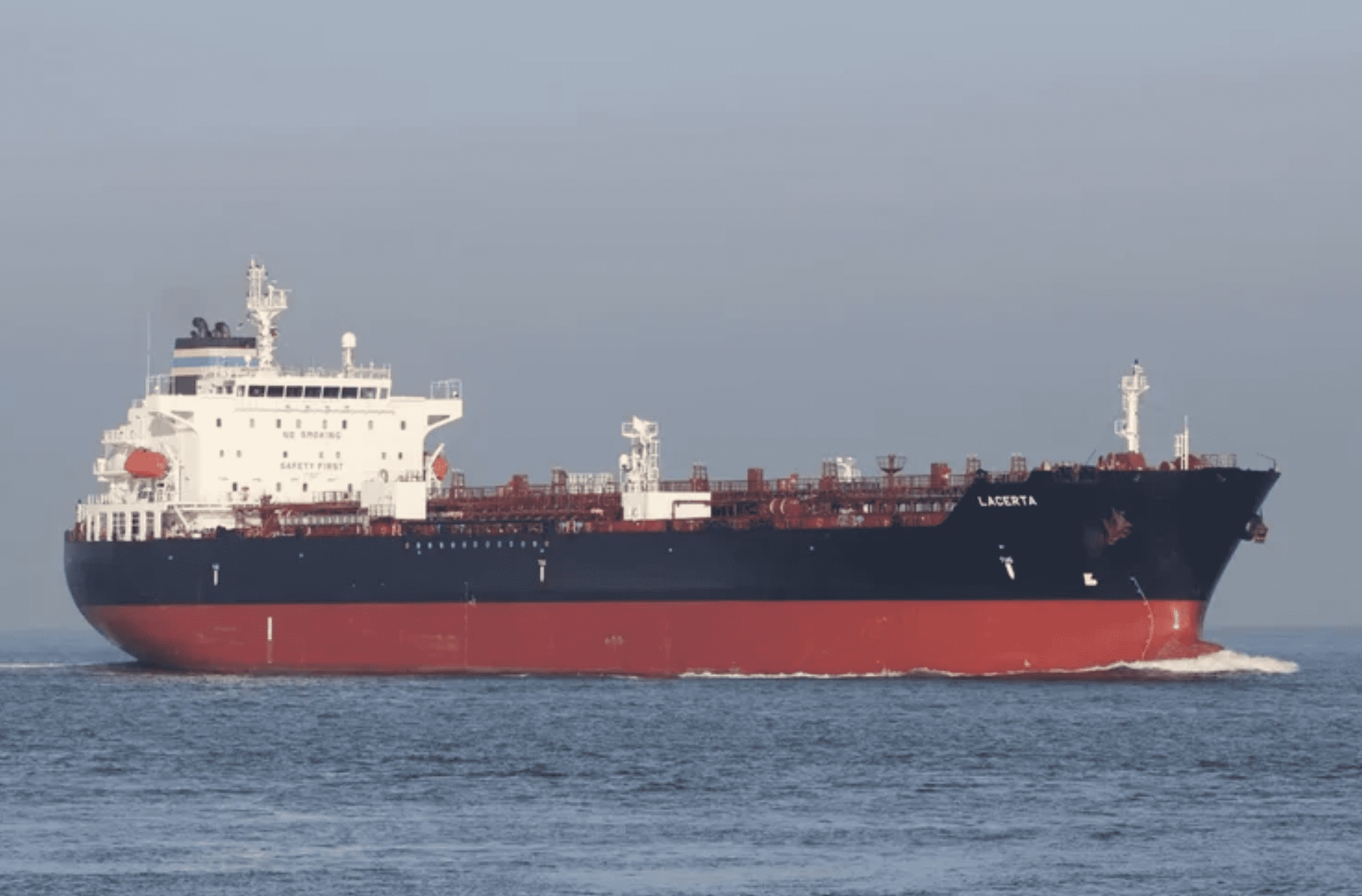 El 40% de los tanqueros que llegan a Venezuela están sancionados o en condición irregular