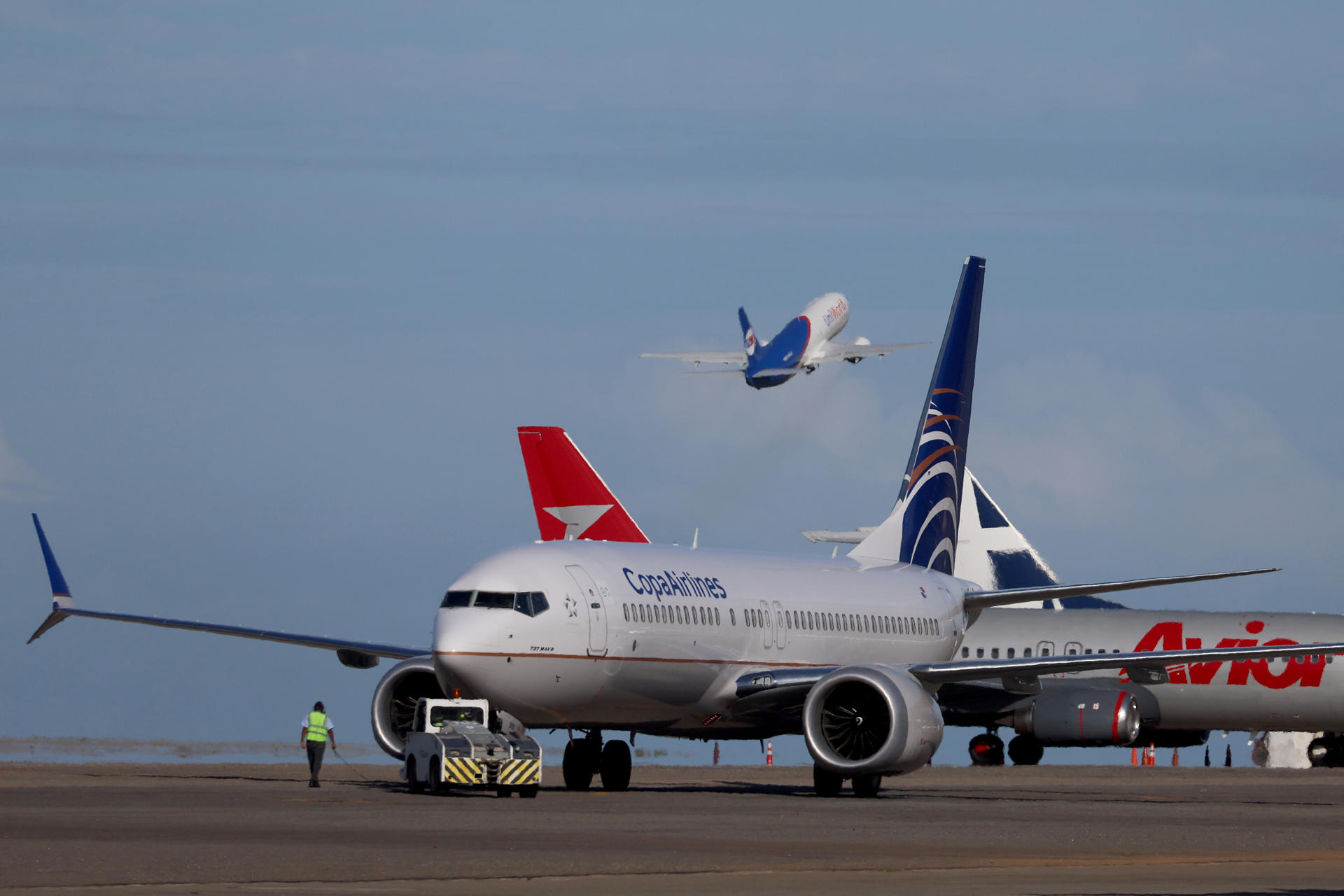 Venezuela perdió casi dos tercios de sus vuelos internacionales en las últimas dos semanas