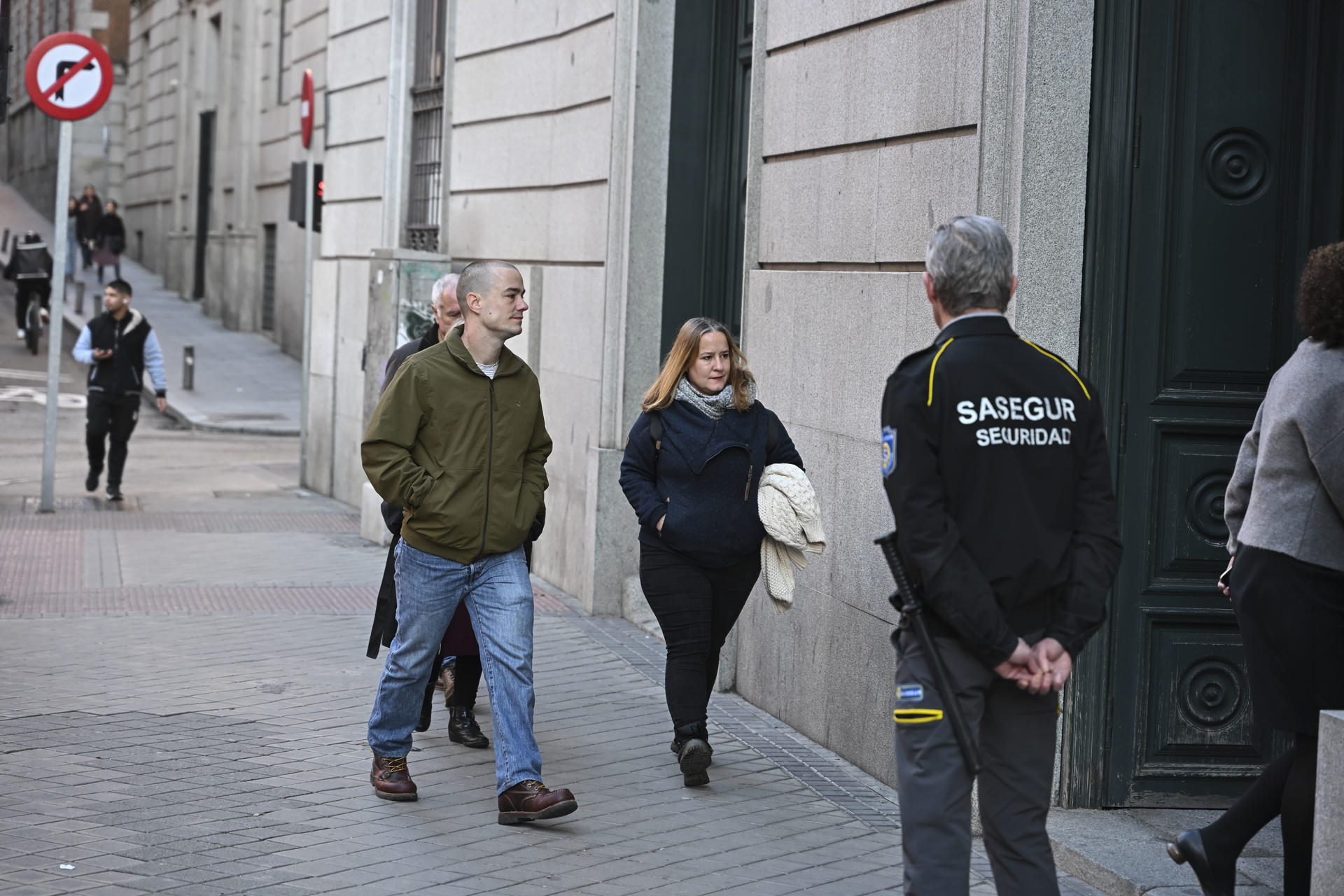 José Manuel Albares se reunió con Rocío San Miguel y tres españoles liberados en Venezuela (Video)