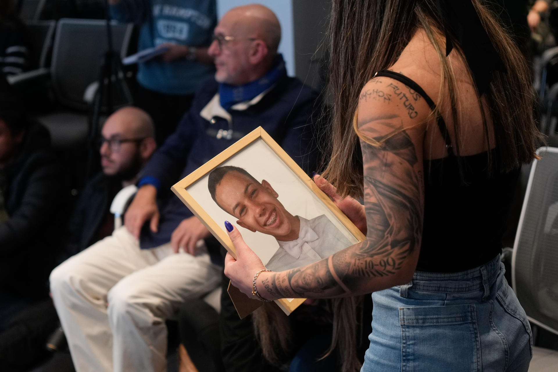 La madre de Neomar Lander pidió que la cúpula chavista enfrente a la justicia