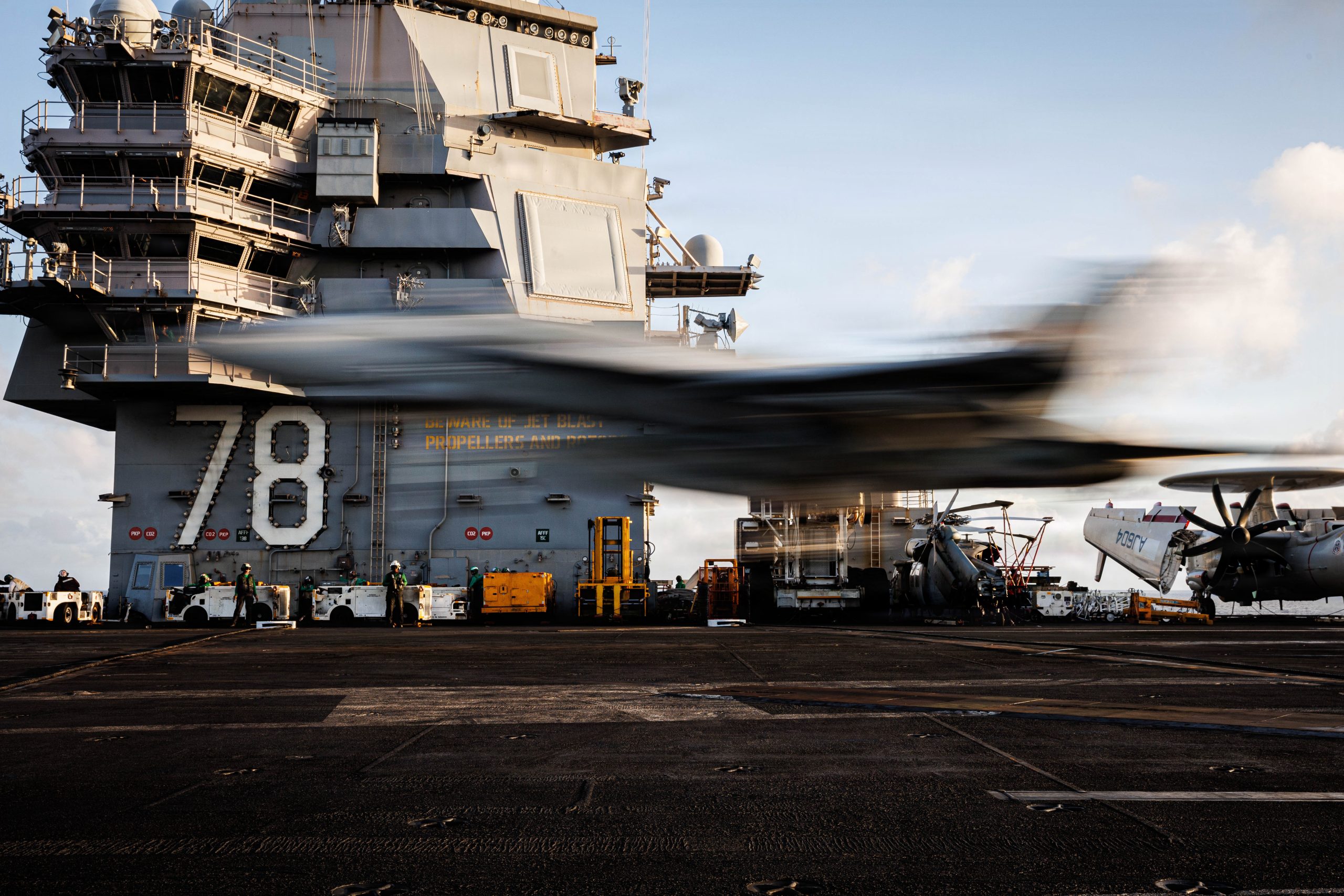USS Gerald R. Ford arribó a Islas Vírgenes tras adición de un segundo portaaviones (VIDEO)