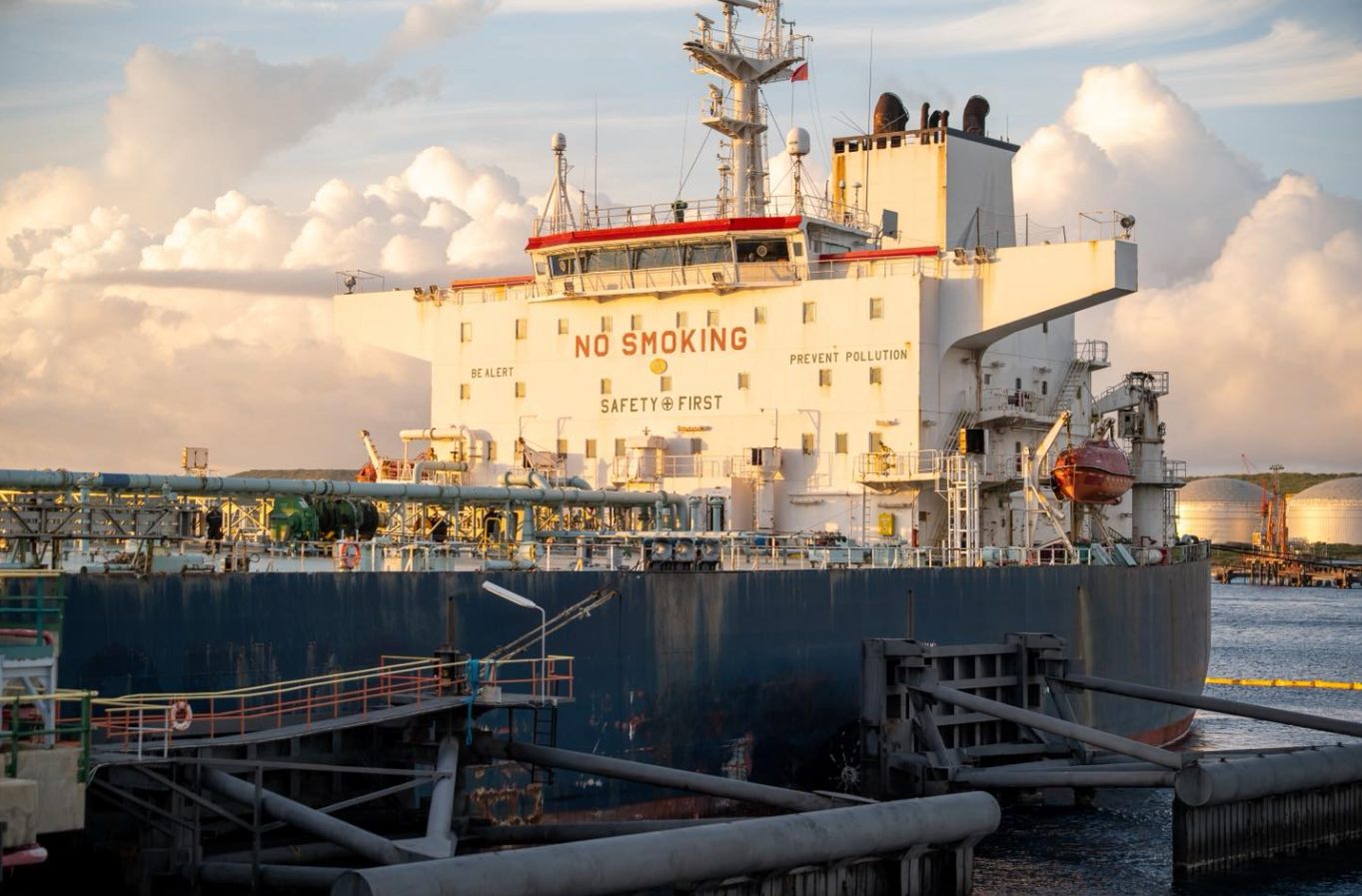 Curazao recibió el primer tanquero con crudo venezolano tras la captura de Nicolás Maduro