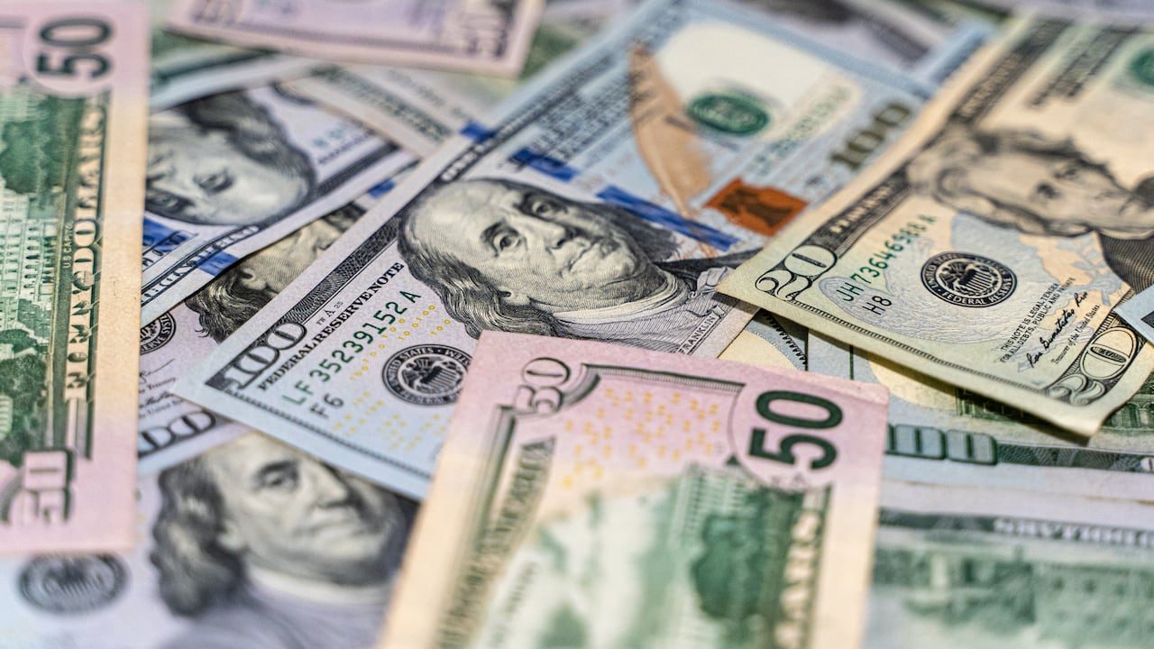 Temporada histórica de reembolsos en EEUU: así es como puedes pedir tu cheque de más de 4.000 dólares