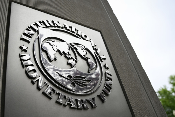 FMI proyecta un crecimiento moderado del 2,2 % para Latinoamérica en 2026