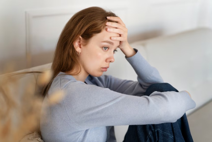 Qué es la depresión sonriente, cuando el dolor emocional se oculta tras una vida que parece “normal”