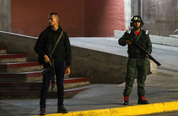 ¿Quiénes son las Avispas Negras, la guardia pretoriana de Cuba que protegía a Maduro?