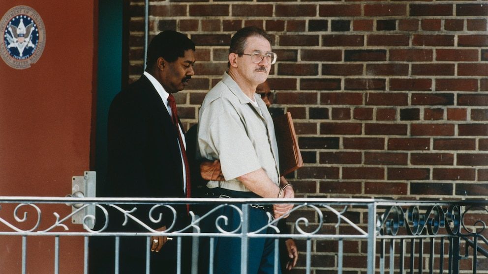 Murió en prisión Aldrich Ames, exagente de la CIA que vendió secretos de EEUU a la Unión Soviética