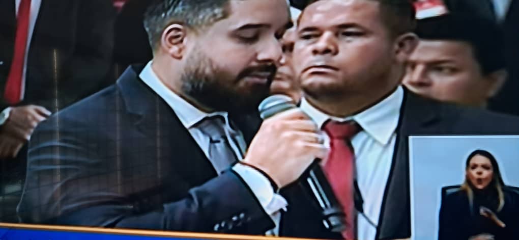 Nicolasito brindó su "apoyo incondicional" a Delcy Rodríguez